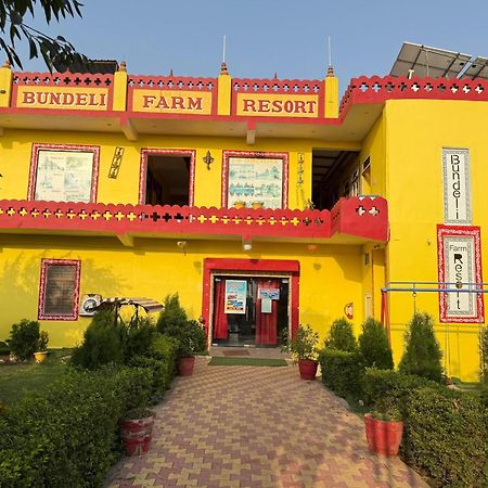 Bundeli Farm Resort & Banquet Orchha Exteriör bild