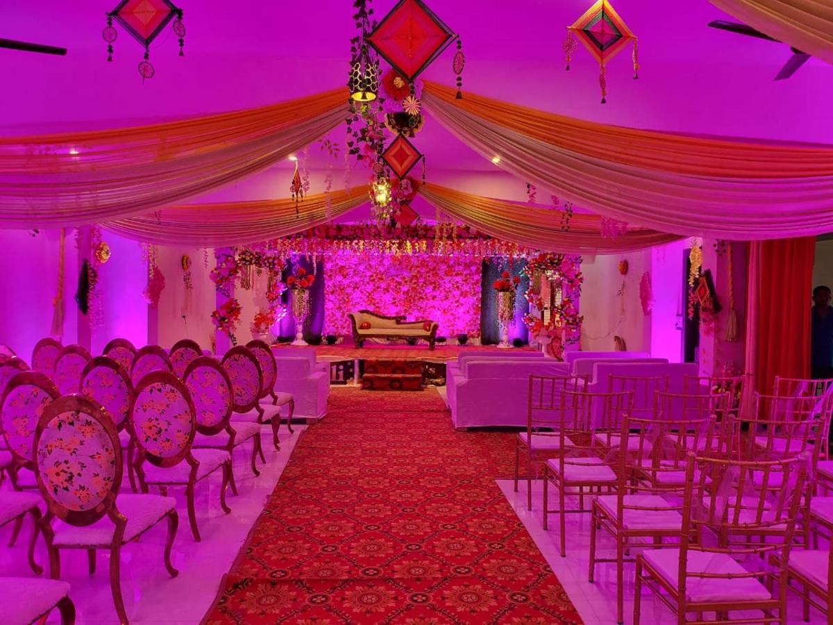 Bundeli Farm Resort & Banquet Orchha Exteriör bild
