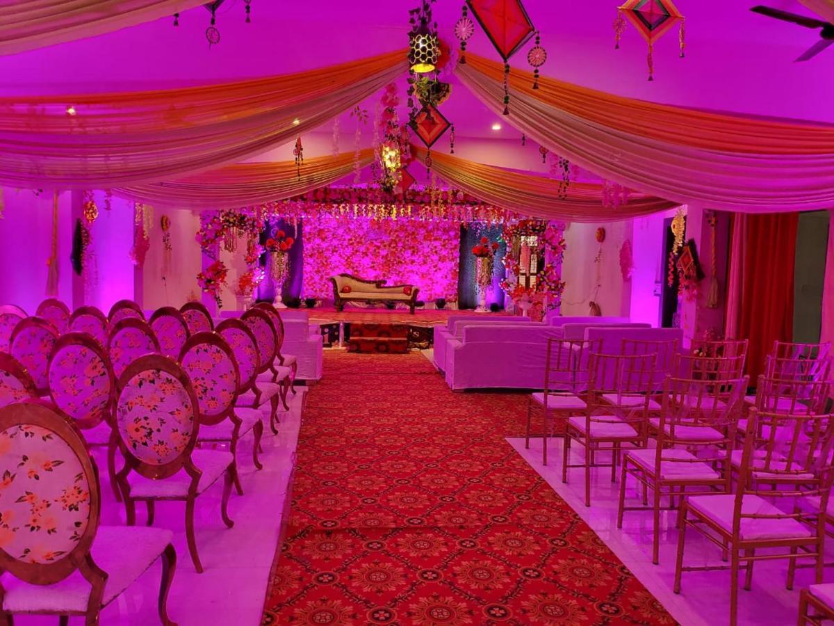Bundeli Farm Resort & Banquet Orchha Exteriör bild