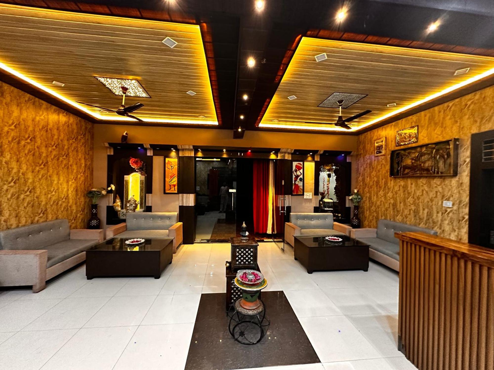 Bundeli Farm Resort & Banquet Orchha Exteriör bild