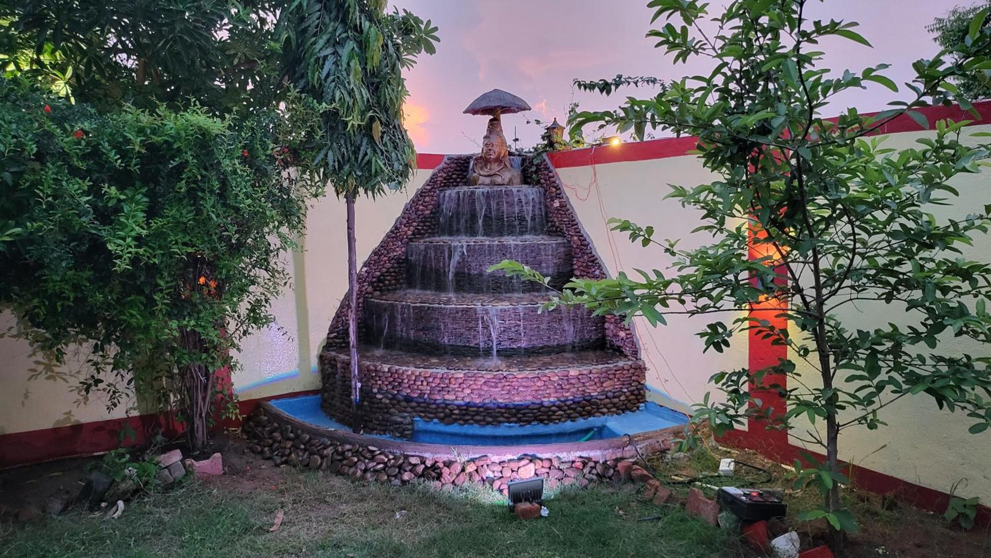 Bundeli Farm Resort & Banquet Orchha Exteriör bild