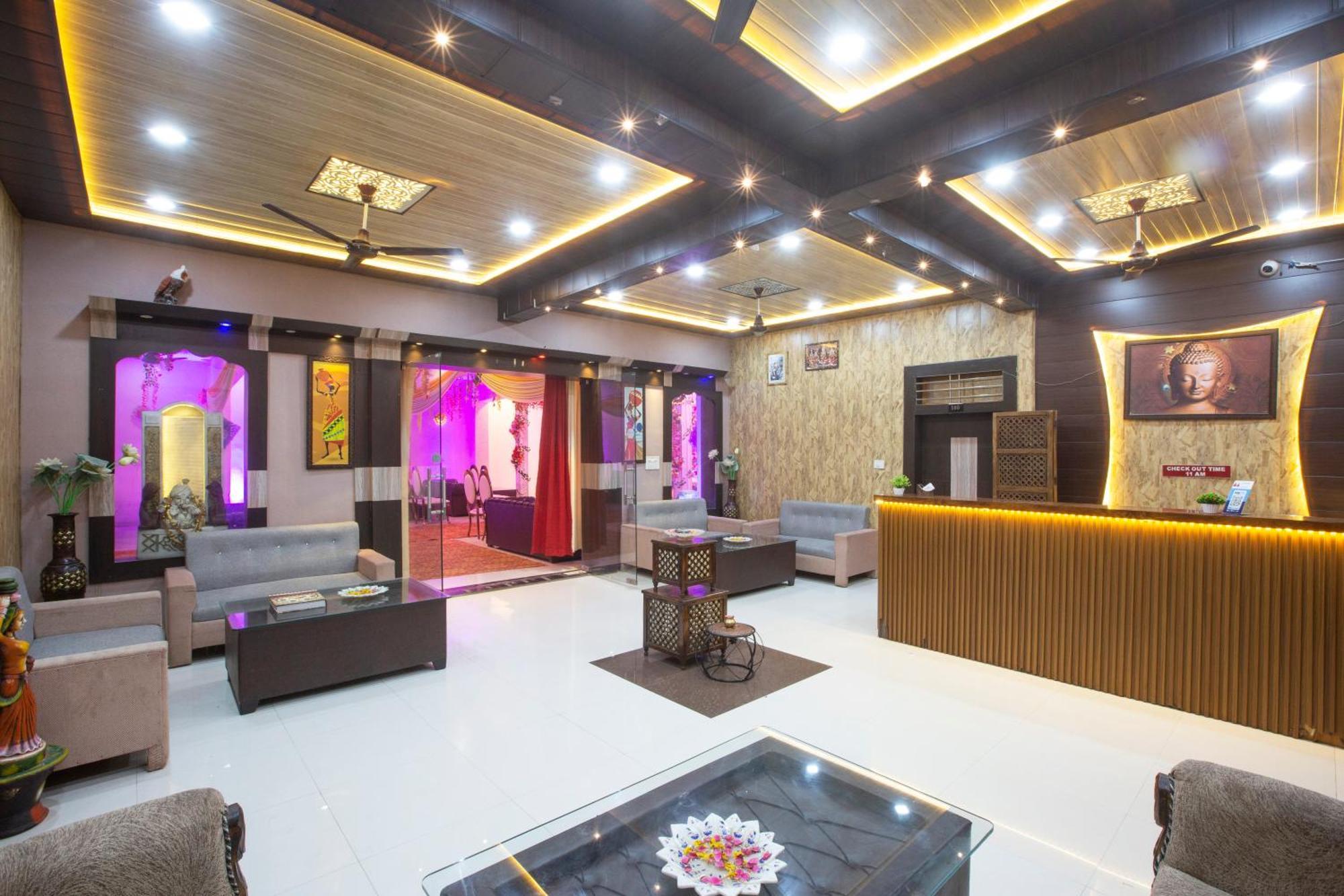 Bundeli Farm Resort & Banquet Orchha Exteriör bild