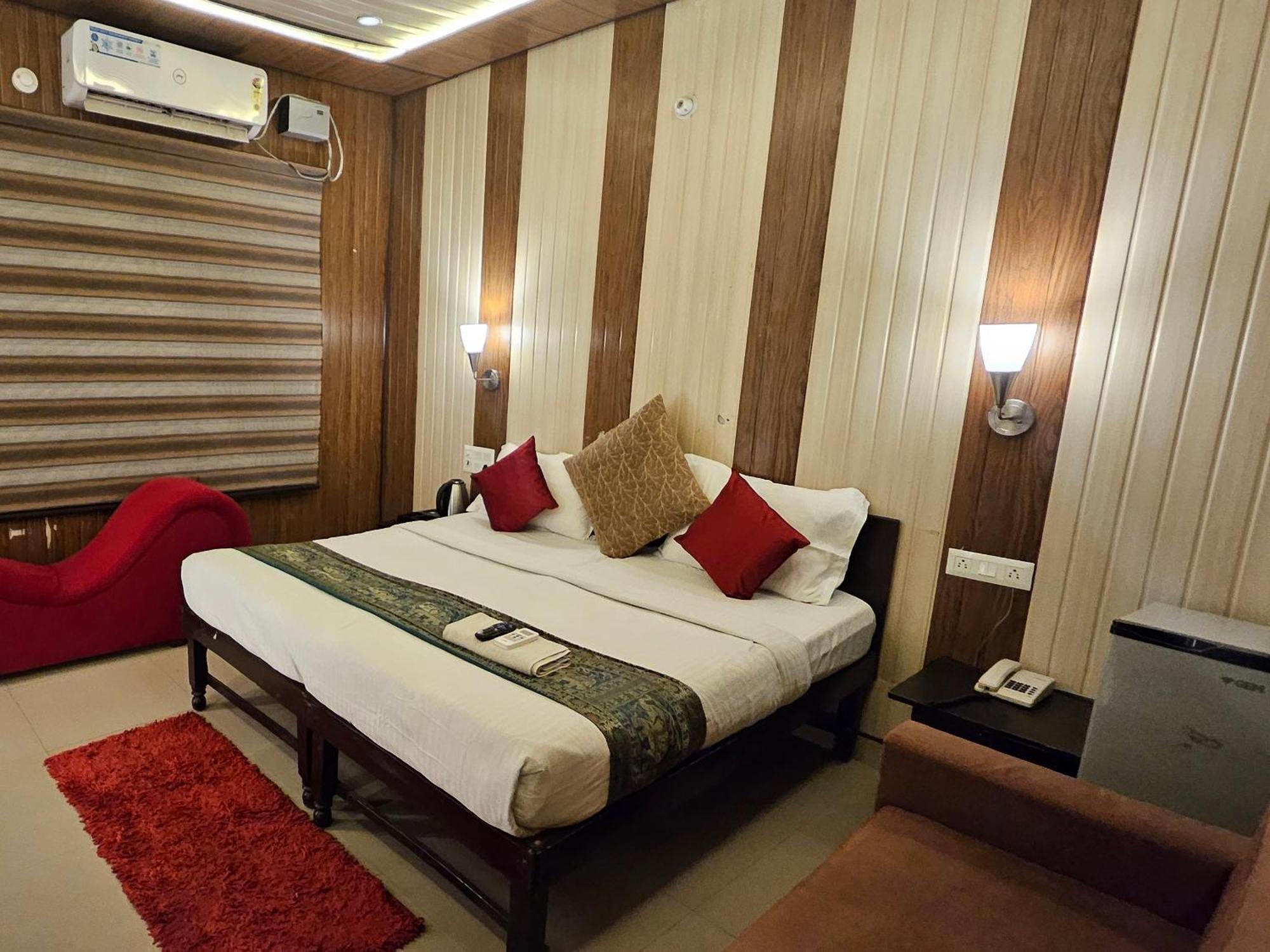 Bundeli Farm Resort & Banquet Orchha Rum bild